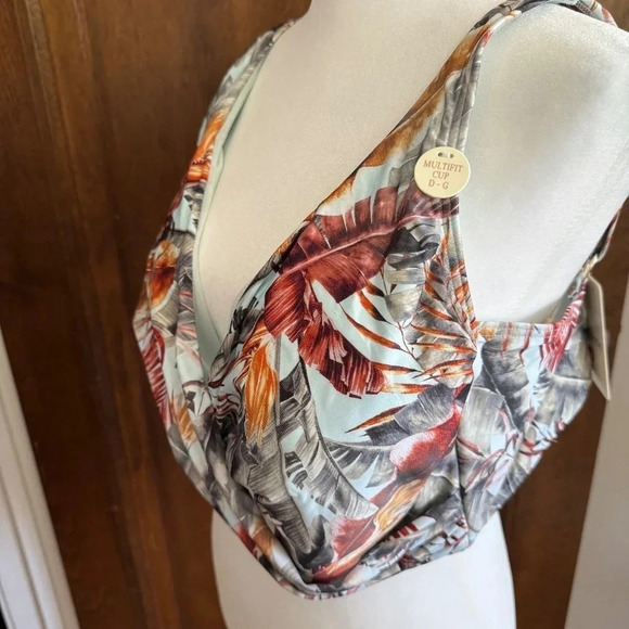 NWT Eco Paradise Delacroix Bikini Top Pale Blue Size US 20 fits D-G Cups - Picture 3 of 8
